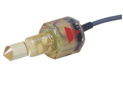 Plastic optical level sensors with unmodulated infrared light for non-conductive liquids. Carlo Gavazzi